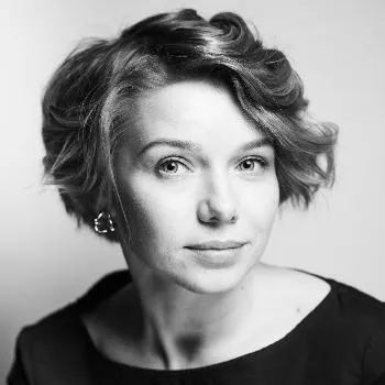 Анна Хрусталева