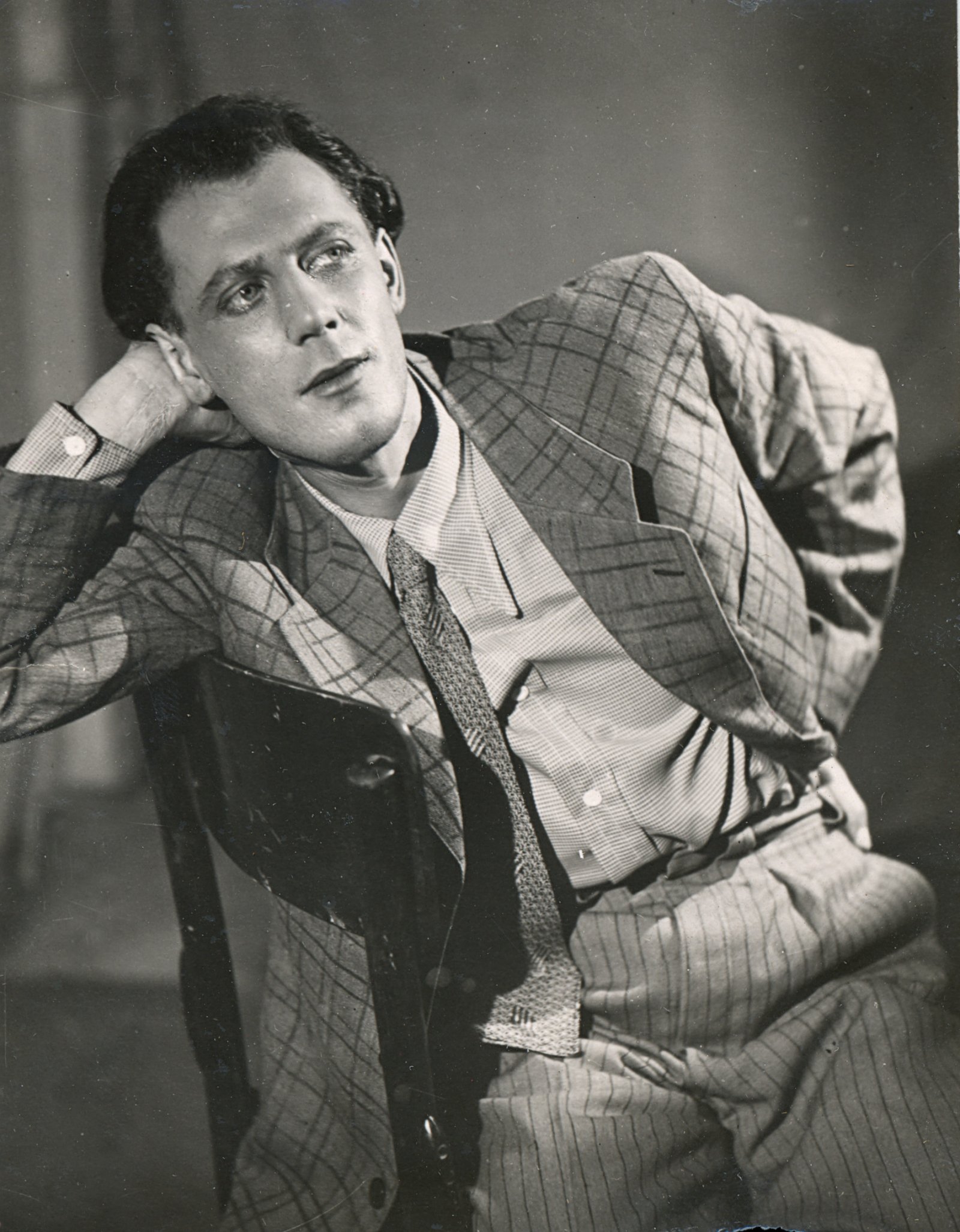 А. Роговин в роли Кнорре, «Жизнь начинается снова», реж. Ю. Мальковский, 1950