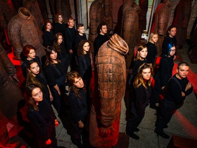 Open call: участники Терракотовой армии в опере «Октавия.Трепанация»