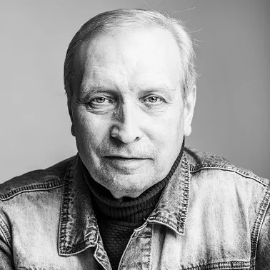 Леонид Зверинцев