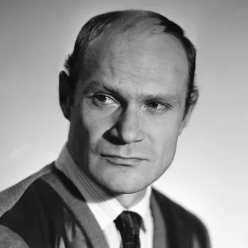 Юрий Шерстнев